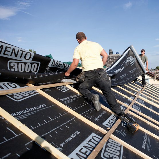SOLITEX MENTO 3000 Mittelschwere Unterdeck- / Unterspannbahn